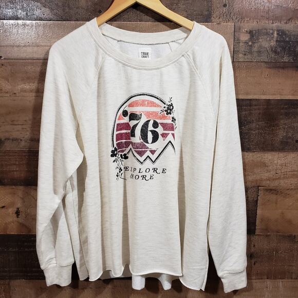 True Craft NWT '76 explore more graphic crewneck sweatshirt woman's size 2XL - Picture 4 of 12